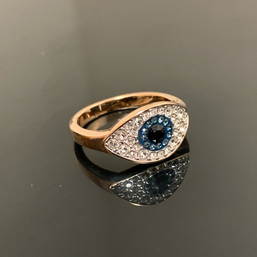 Swarovski Symbolic ring
Evil eye, Blue, Rose gold-tone plated
